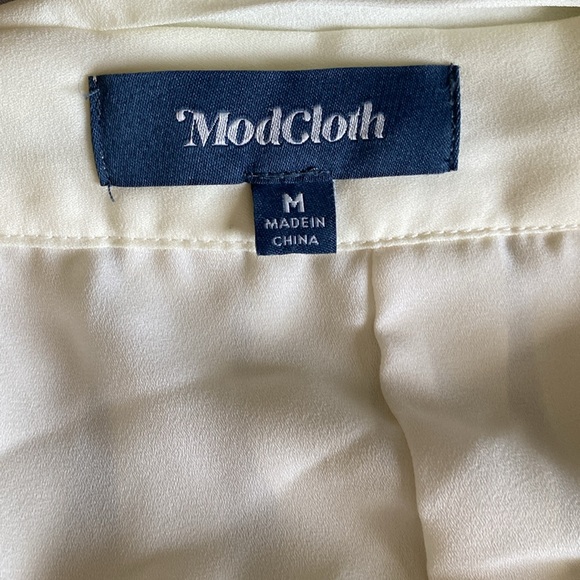 NWOT Ivory Pleated Skirt - Picture 4 of 6